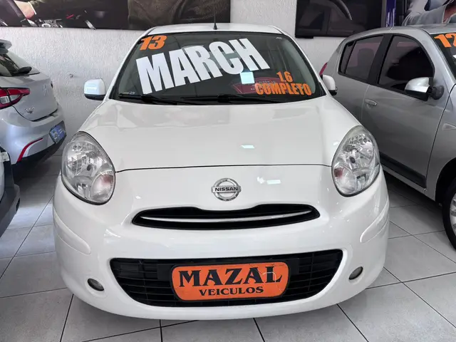 Carro Nissan March 2013 1.6 16V S (Flex)
