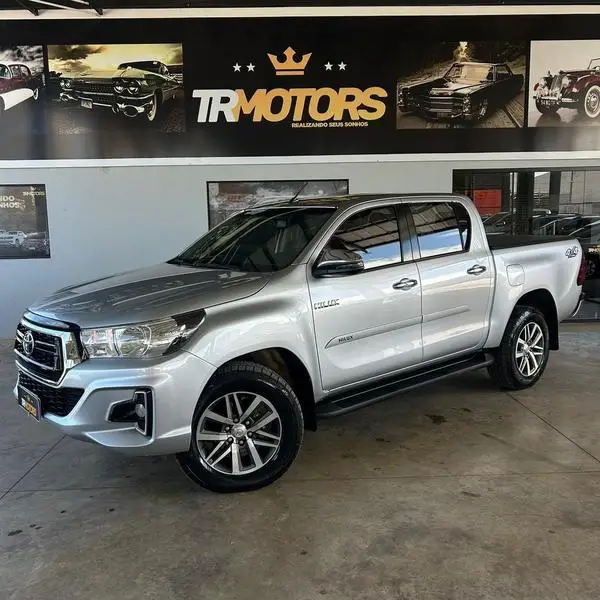Carro Toyota Hilux Cabine Dupla 2020 Hilux 2.7 SRV CD 4x4 (Flex) (Aut)