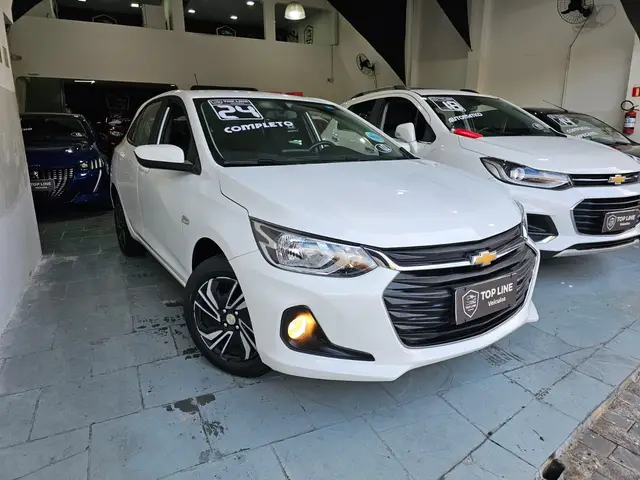 Carro Chevrolet Onix 2024 LT 1.0