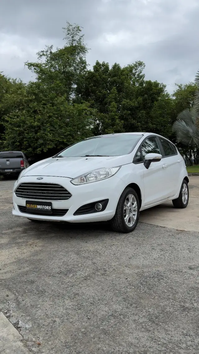 Carro Ford Fiesta Hatch 2014 1.6
