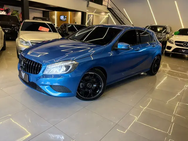 Carro Mercedes-Benz CLA 200 2015 1.6 Urban DCT