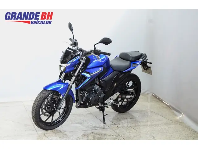 Moto Yamaha Fazer FZ25 2025 Flex