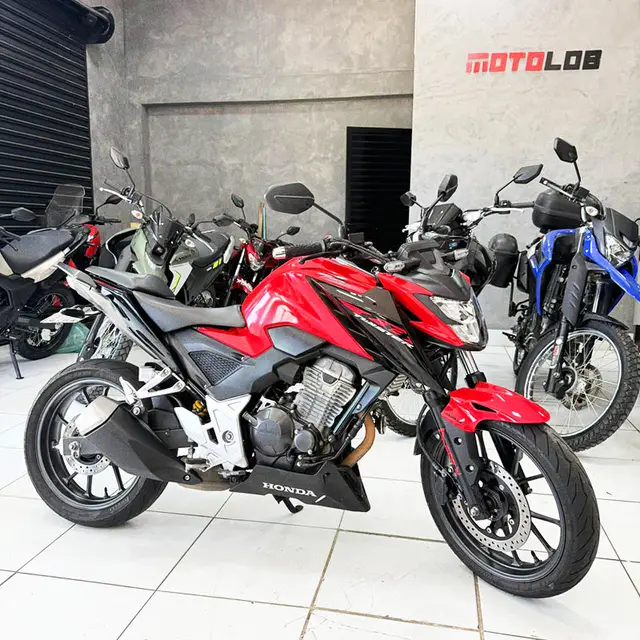 Moto Honda CB 300F Twister 2024 (ABS)