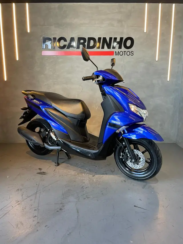 Moto Yamaha Fluo 2024 ABS