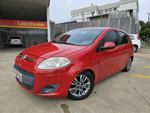 Carro Fiat Palio Weekend 2013 Attractive 1.4 8V (Flex)