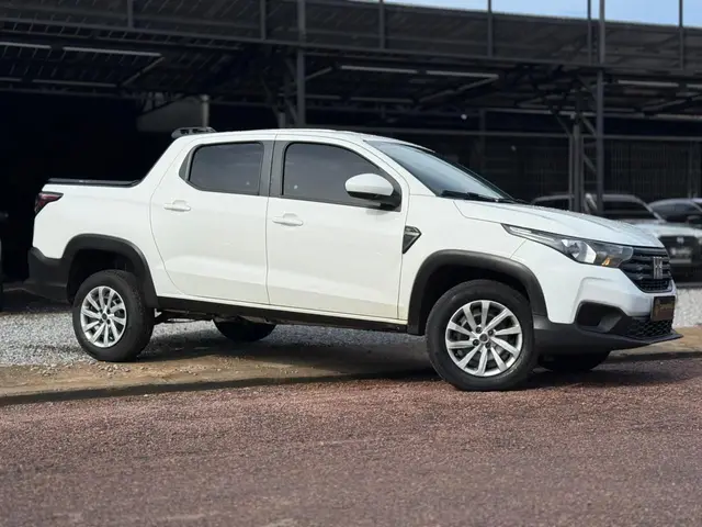 Carro Fiat Strada 2022 Endurance 1.4 CD (Flex)