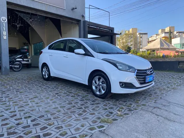 Carro Hyundai HB20S 2016 1.6 Comfort Plus (Flex)