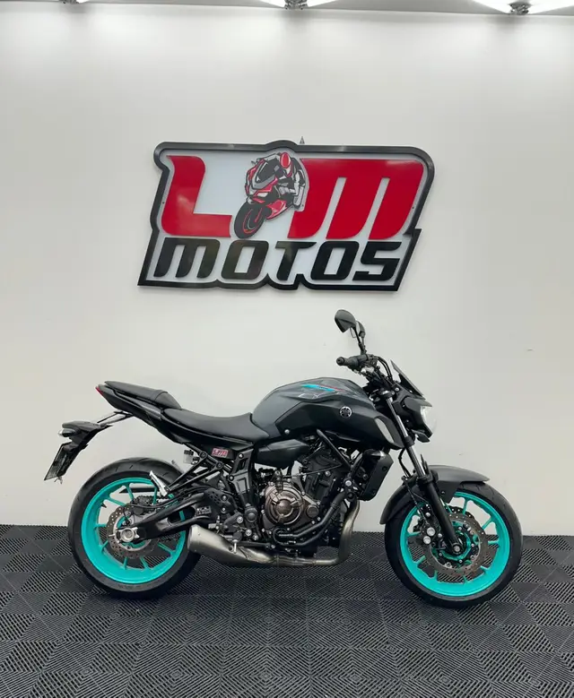 Moto Yamaha MT-07 2024 ABS