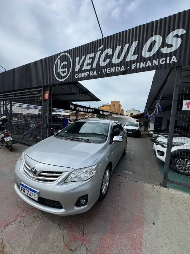 Carro Toyota Corolla 2013 2.0 Altis Multi-Drive S (Flex)