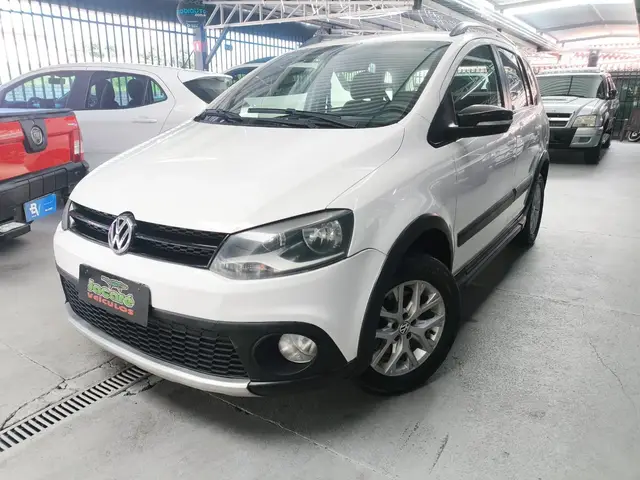 Carro Volkswagen SpaceCross 2014 1.6 8V (Flex)