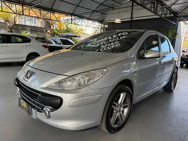 Carro Peugeot 307 2011 Hatch. Presence Pack 2.0 16V (aut) (flex)