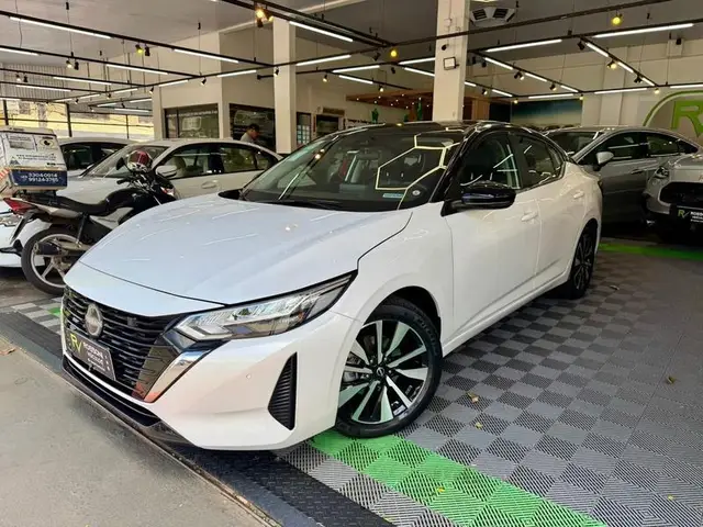 Carro Nissan Sentra 2025 Advance 2.0 16V Aut.