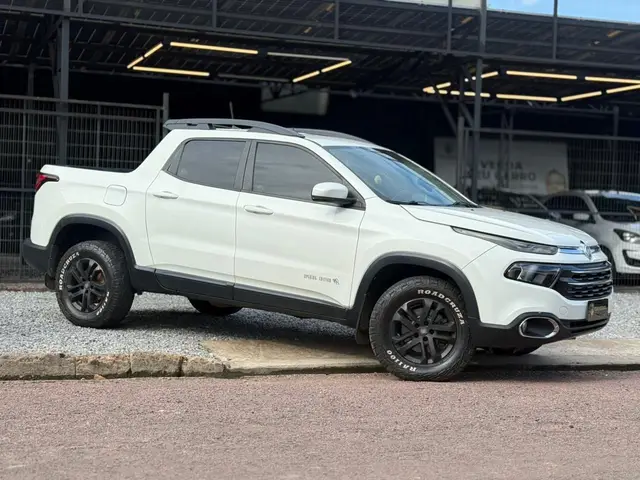 Carro Fiat Toro 2017 Freedom Open Edition 1.8 AT6 4x2 (Flex)