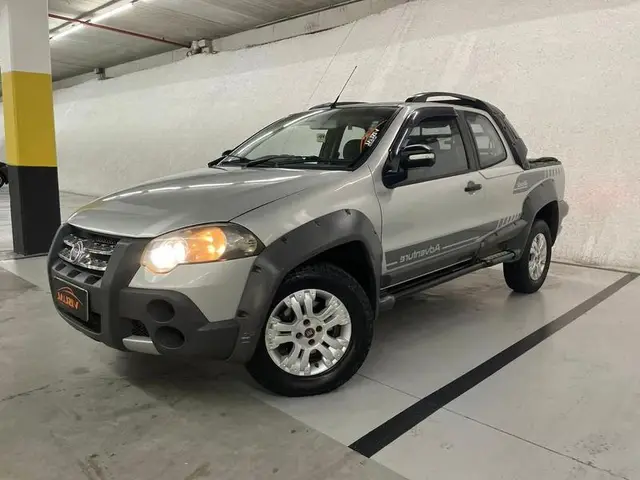 Carro Fiat Strada 2010 Adventure 1.8 8V (Flex) (Cabine Dupla)