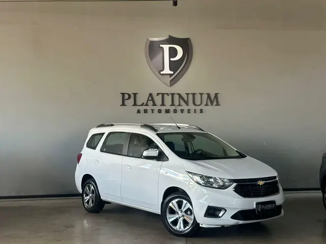 Carro Chevrolet Spin 2023 Premier 1.8 (Aut.)