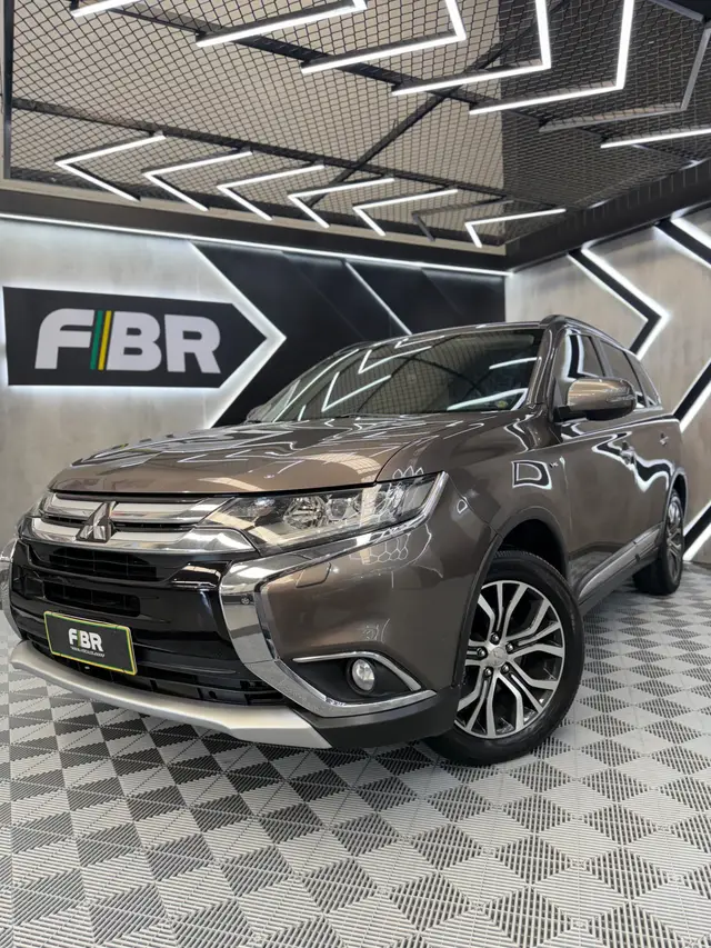 Carro Mitsubishi Outlander 2016 GT 4WD 3.0 V6 (Aut)