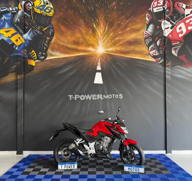 Moto Honda CB 300F Twister 2023 (ABS)