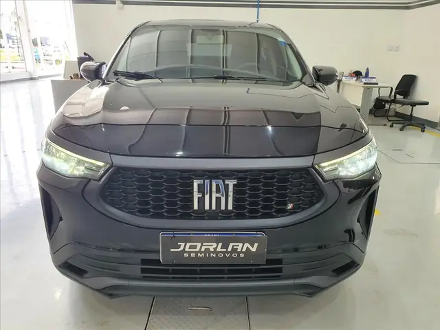 Carro Fiat Fastback 2024 Turbo 200