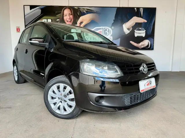 Carro Volkswagen Fox 2012 1.0 VHT (Flex) 4p
