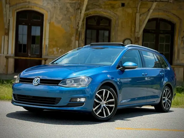 Carro Volkswagen Golf Variant 2015 Highline 1.4 TSi DSG BlueM.