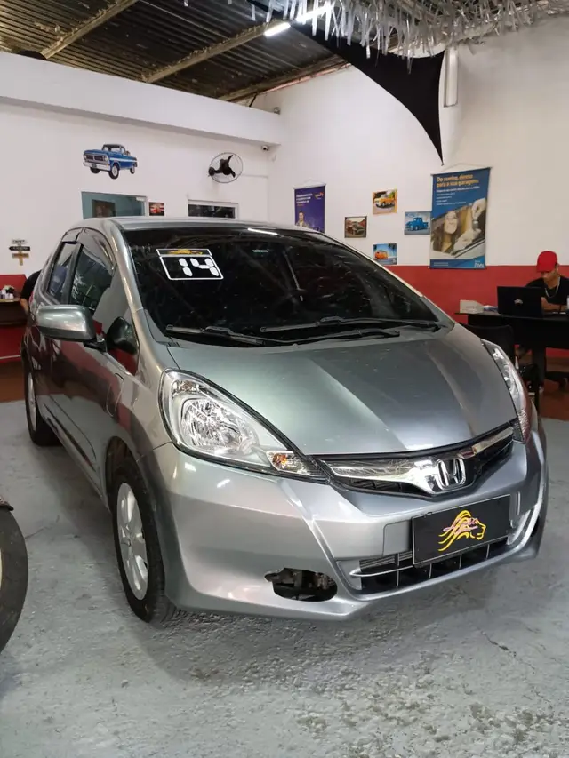 Carro Honda Fit 2014 LX 1.4 (flex)