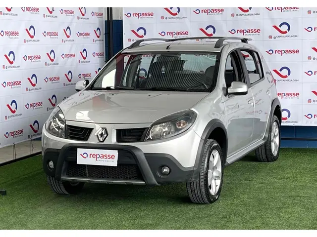 Carro Renault Sandero Stepway 2011 1.6 16V (Flex)
