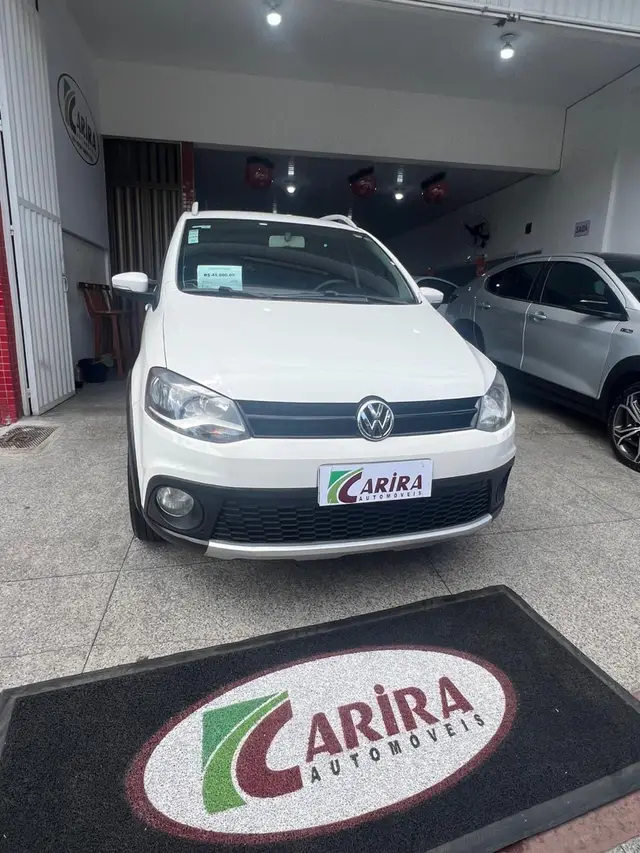 Carro Volkswagen CrossFox 2013 1.6 VHT (Flex)