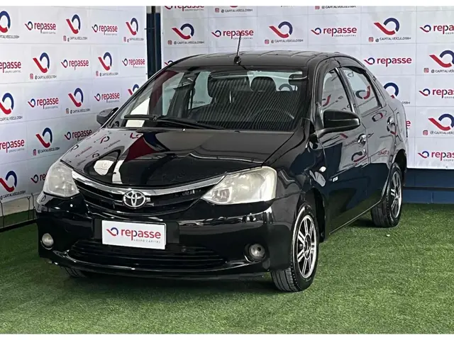 Carro Toyota Etios Sedan 2017 X 1.5 (Aut) (Flex)