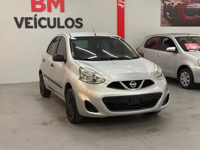 Carro Nissan March 2016 1.0 12V (Flex)