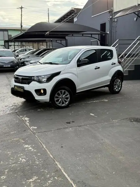 Carro Fiat Mobi 2025 Like 1.0