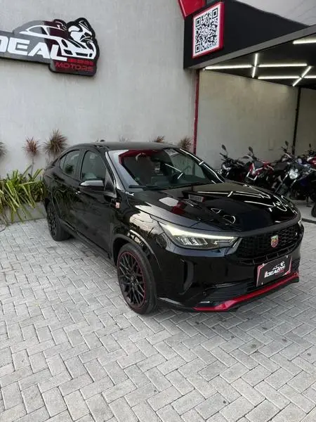 Carro Fiat Fastback 2025 Abarth