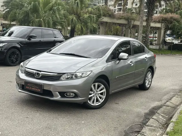 Carro Honda Civic 2014 New  LXS 1.8 16V i-VTEC (Flex)