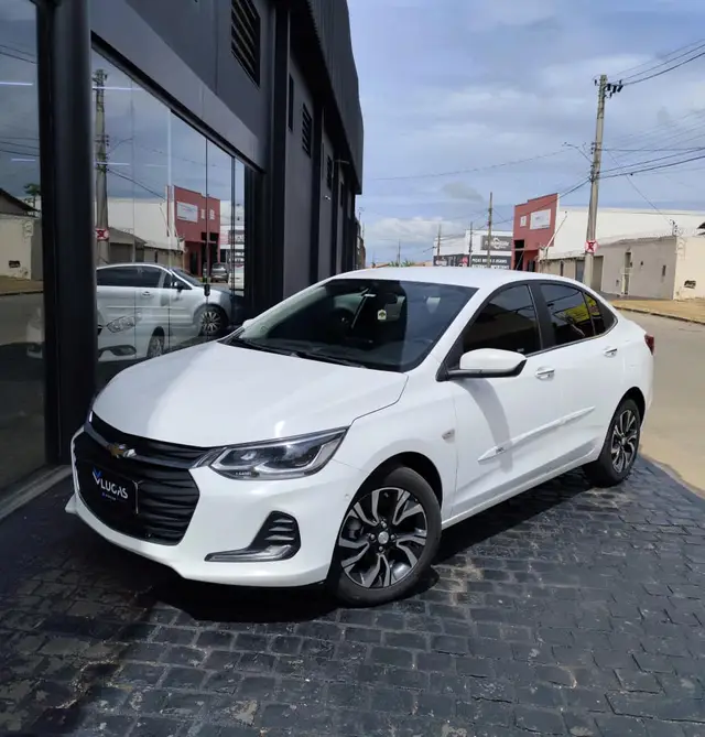 Carro Chevrolet Onix Plus 2024 Premier 1.0 Turbo (Aut.)