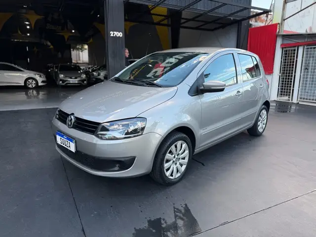Carro Volkswagen Fox 2012 1.6 VHT (Flex)