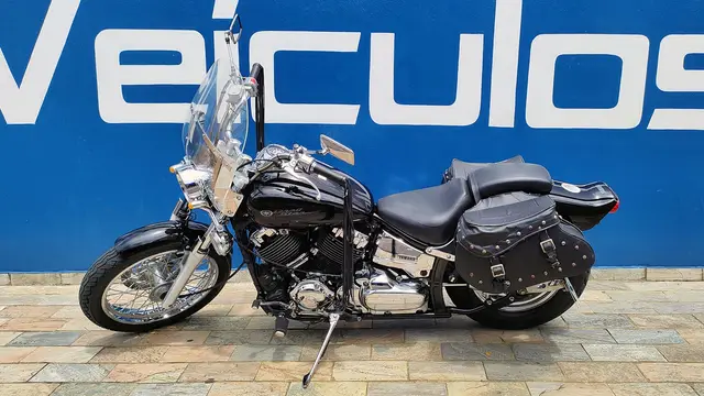 Moto Yamaha XVS 650 2004 Drag Star