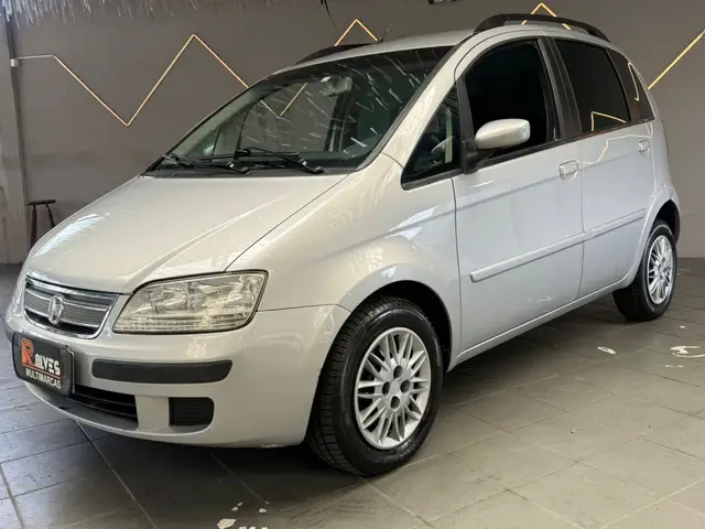 Carro Fiat Idea 2010 ELX 1.4 (Flex)