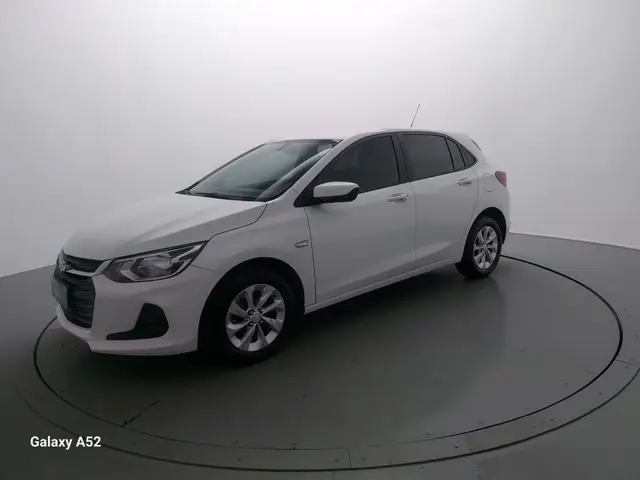 Carro Chevrolet Onix 2023 1.0