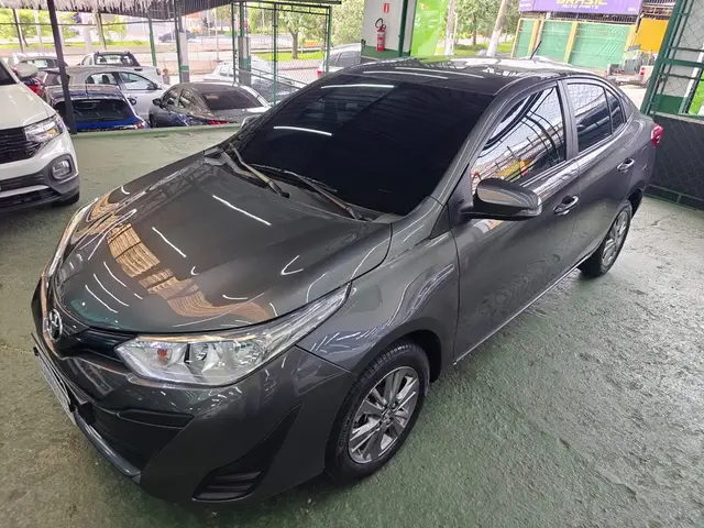 Carro Toyota Yaris 2022 1.5 XL Plus Connect CVT (Flex)