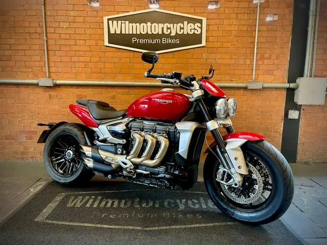 Moto Triumph Rocket 3 2022 III R 2500cc
