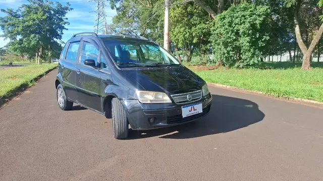 Carro Fiat Idea 2006 ELX 1.4 (Flex)