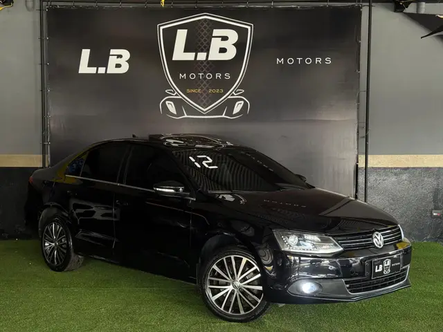 Carro Volkswagen Jetta 2012 2.0 TSI Highline DSG