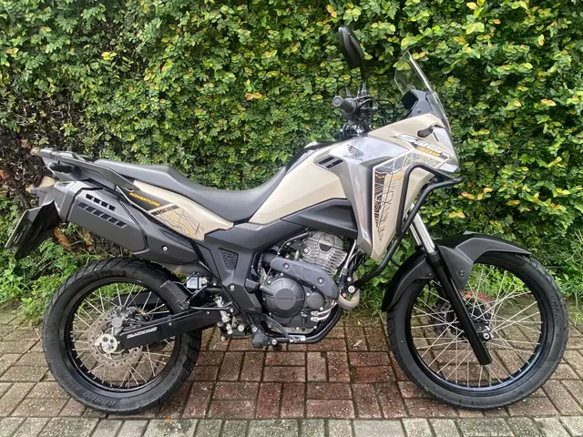 Moto Honda XRE Sahara 300 2025 Adventure
