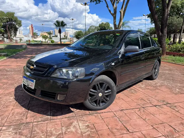 Carro Chevrolet Astra Hatch 2003 2.0 8V 4p