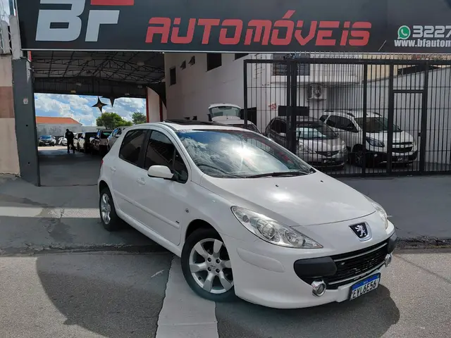 Carro Peugeot 307 2012 Hatch. Presence Pack 1.6 16V (flex)