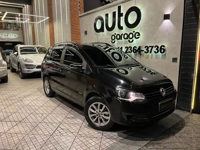 Carro Volkswagen SpaceFox 2014 1.6 8V Trend I-Motion (Flex)