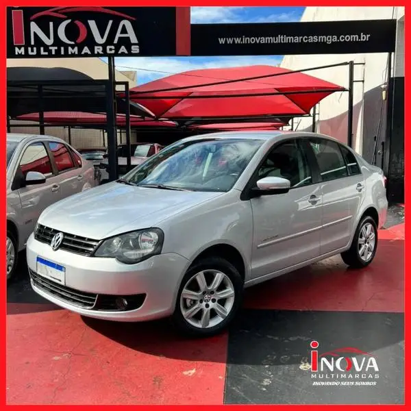 Carro Volkswagen Polo Sedan 2013 1.6 8V (Flex)