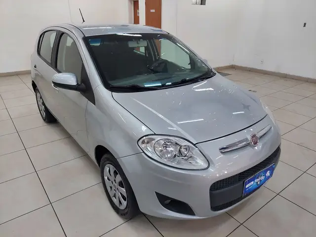 Carro Fiat Palio Weekend 2013 Attractive 1.4 8V (Flex)