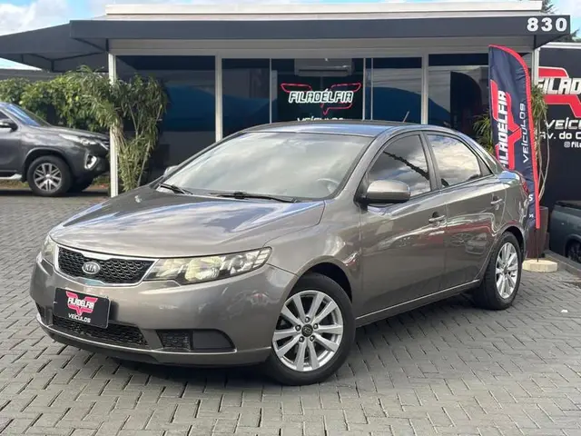 Carro Kia Cerato 2012 1.6 16V