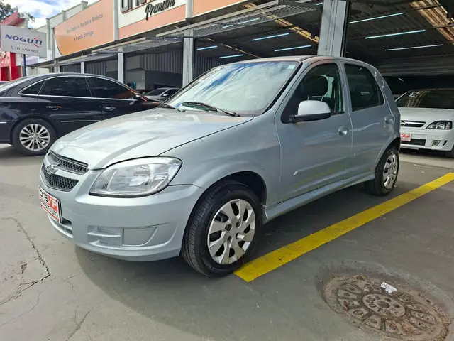 Carro Chevrolet Celta 2012 LT 1.0 (Flex)