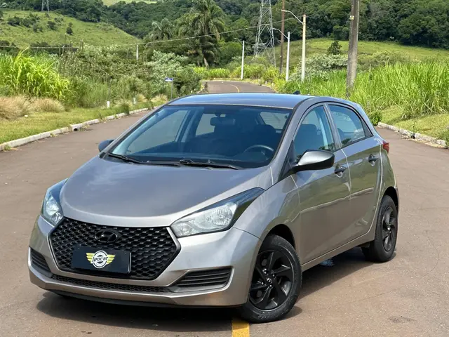Carro Hyundai HB20S 2019 1.0 Unique (Flex)